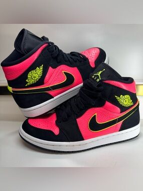 Air Jordan 1 Mid Hot Punch Volt Women Sz 7 Preowned Excellent Cond BQ6472-006 🔥